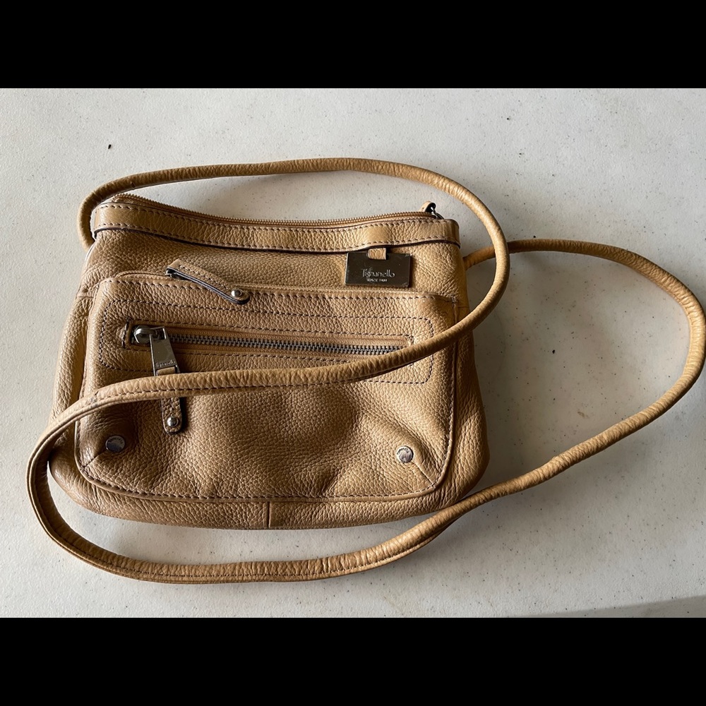 TIGNANELLO LEATHER CROSSBODY BAG w/credit card slots